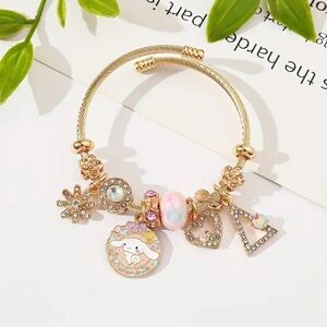 Cinnamon dog by SANRIO charm bracelet